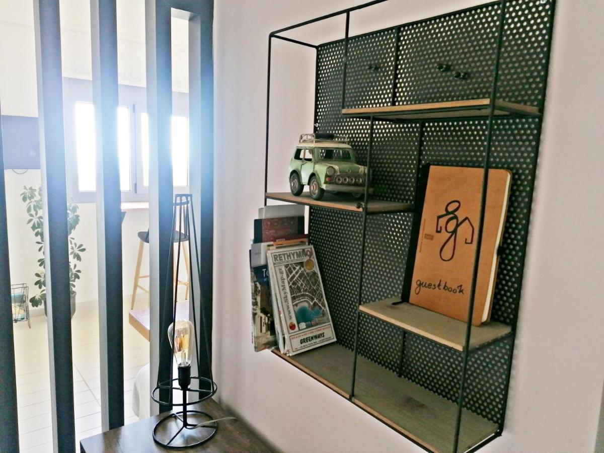 Stavi'S Guesthouse Miloi  Ngoại thất bức ảnh